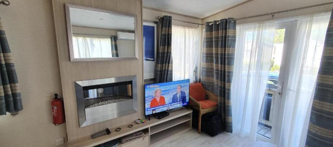 Detente Et Confort Au Bois Dormant Camping 4* Mh240 Сен-Жан-де-Мон Екстериор снимка